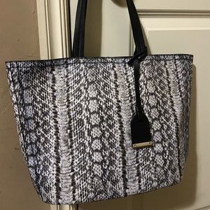 Kenneth Cole Reaction Tote Purse
